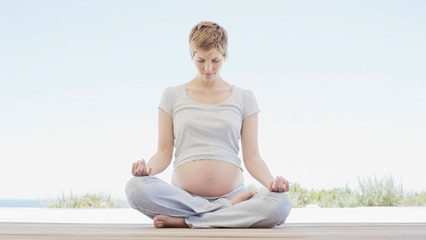Ασφαλείς ασκήσεις yoga για την εγκυμοσύνη